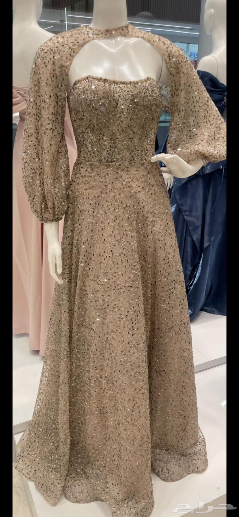 فستان زواج للبيع لبسه وحده اربع ساعات64561063480963110