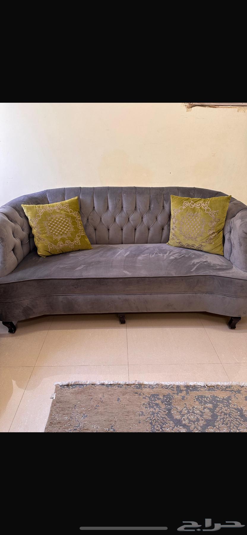 2 طقم كنب كلاسيك أمريكي للبيع بحالة ممتازة64553765984515114