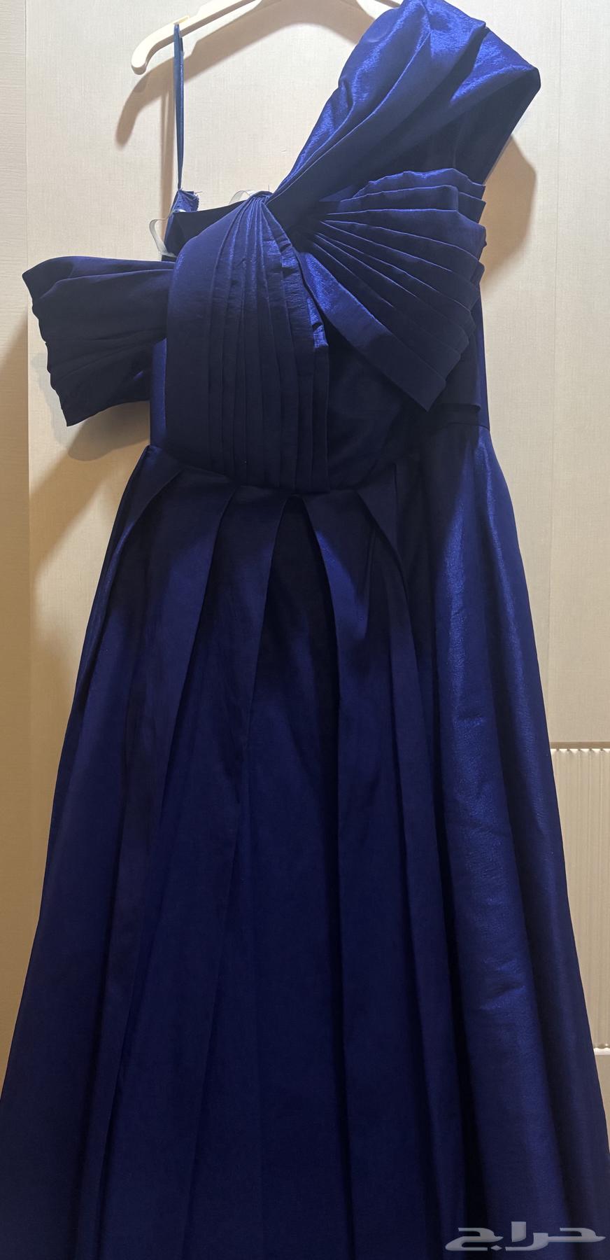 فستان طويل مقاس 1264556959017474110