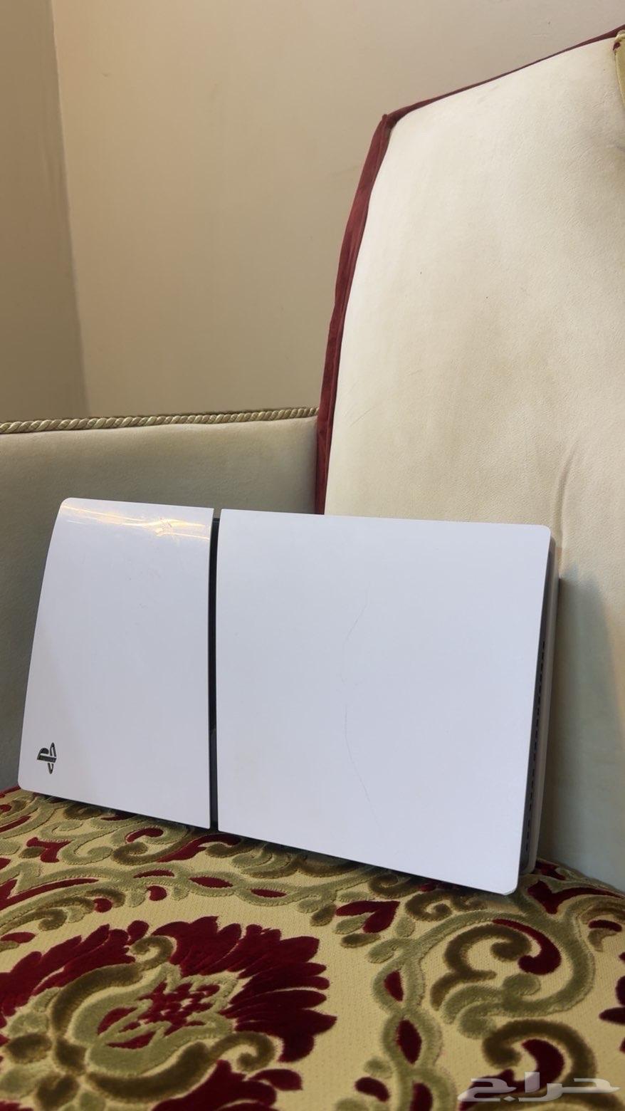 Sony Five for sale, clean, without controller, price 150064558419633795110