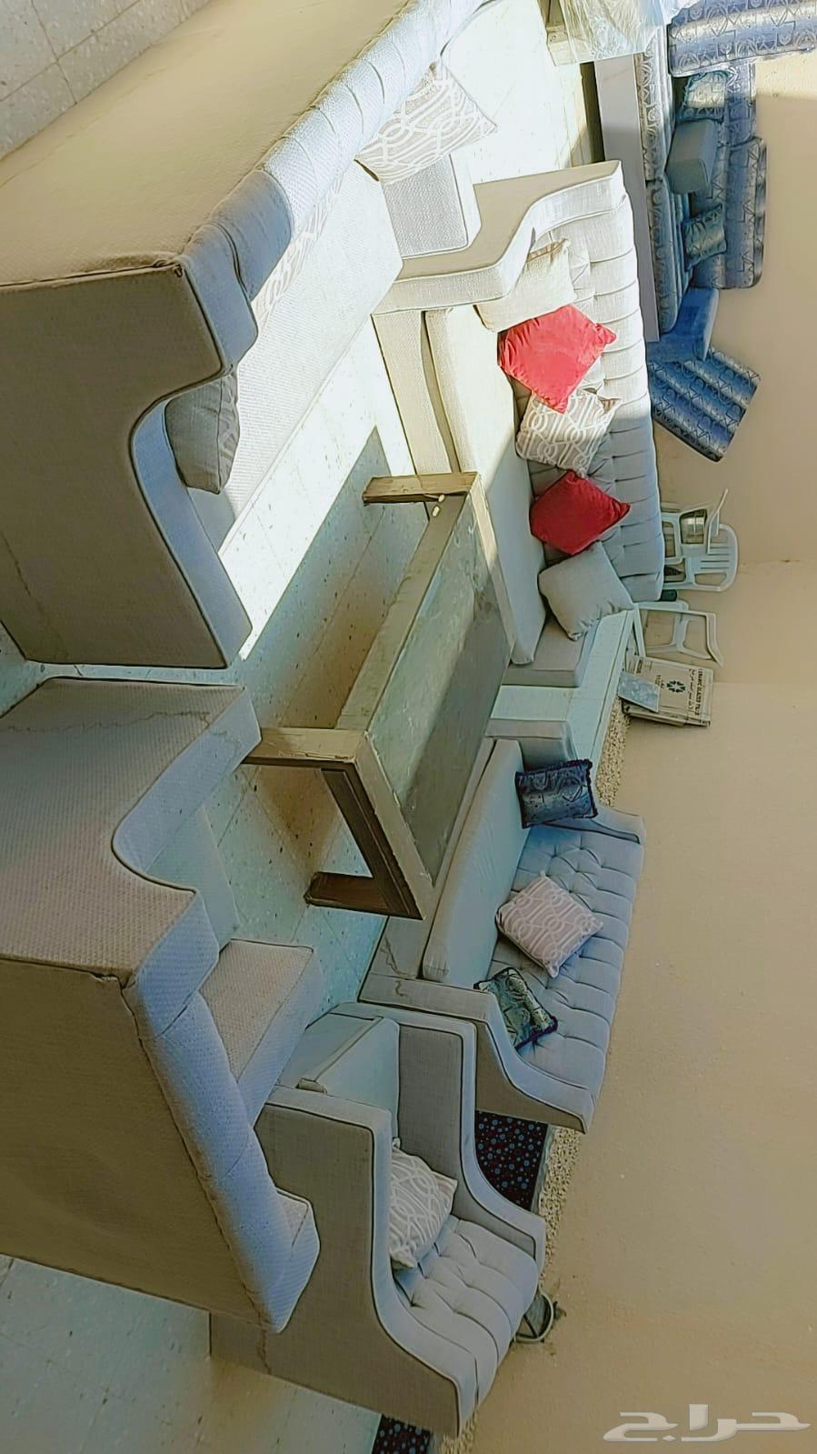 كنب شبه جديد للبيع64554272983041110