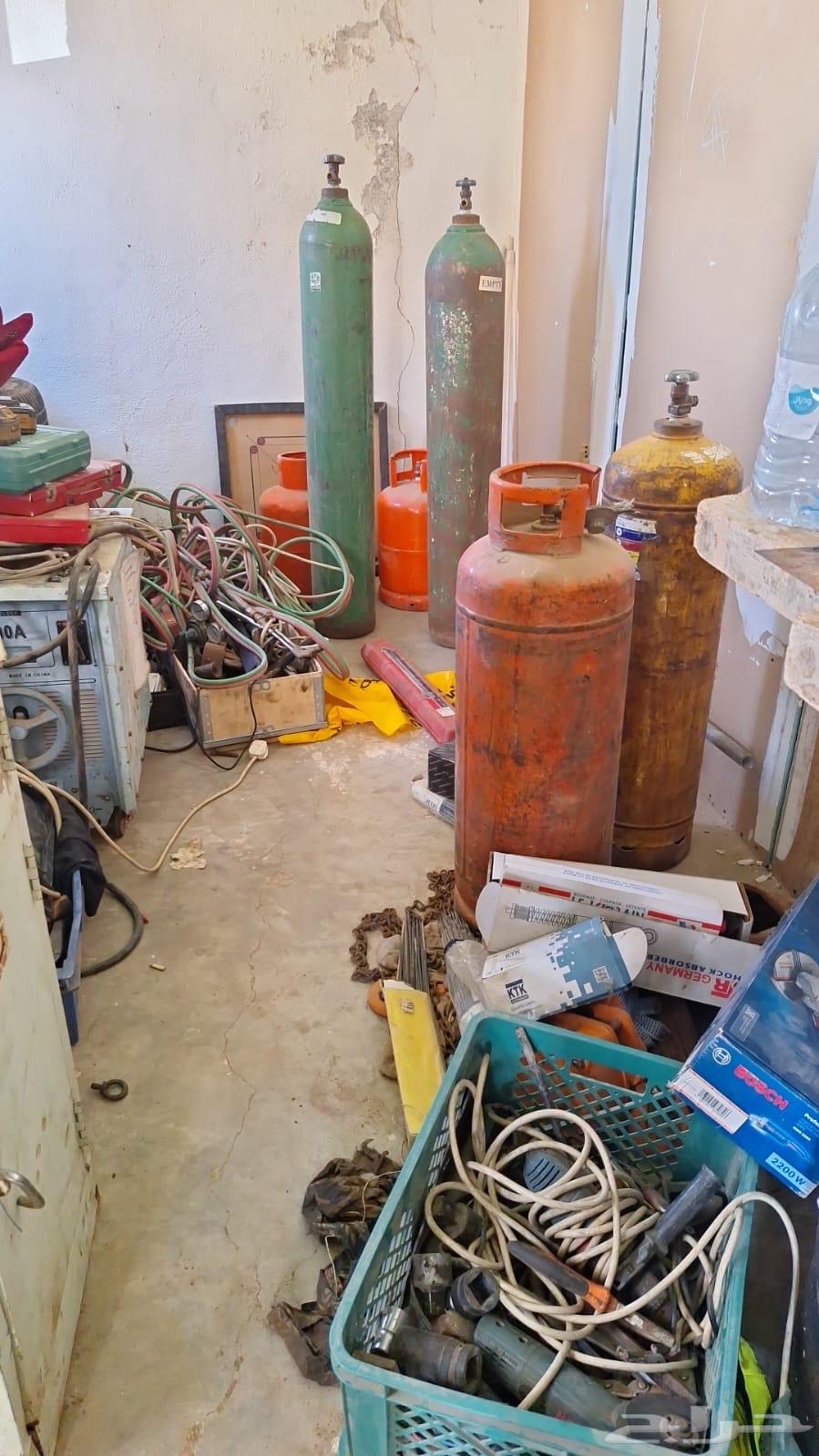 أدوات لحام وسمكره للبيع64561740725633110