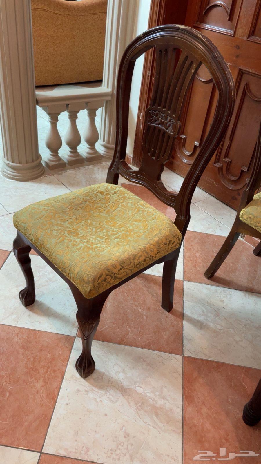 Dining table with a width of 97 and a length of 16064554440885123114