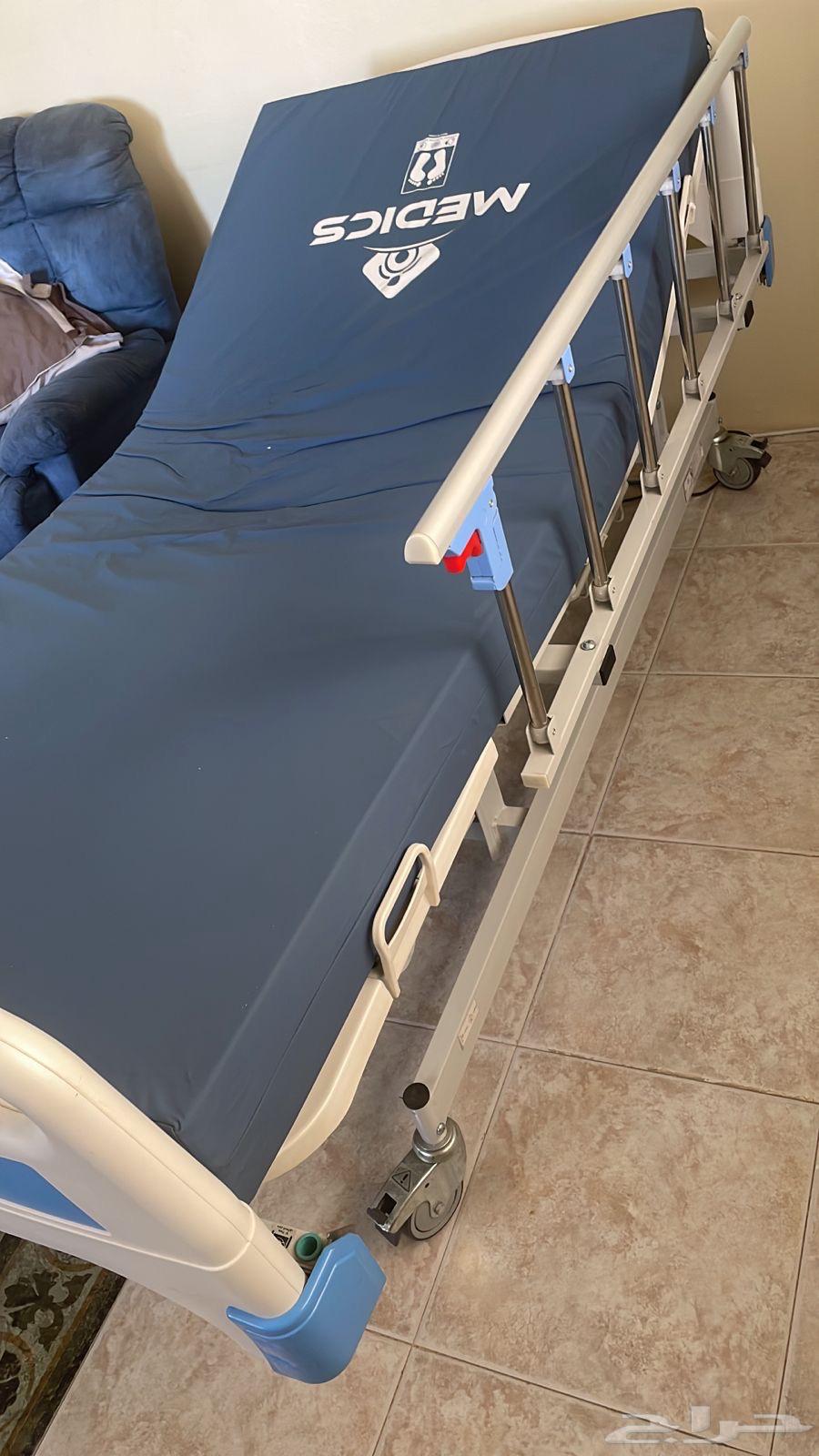 سرير مستشفى مع الريموت والمرتبه وانبوبه اكسجين64560951805697111