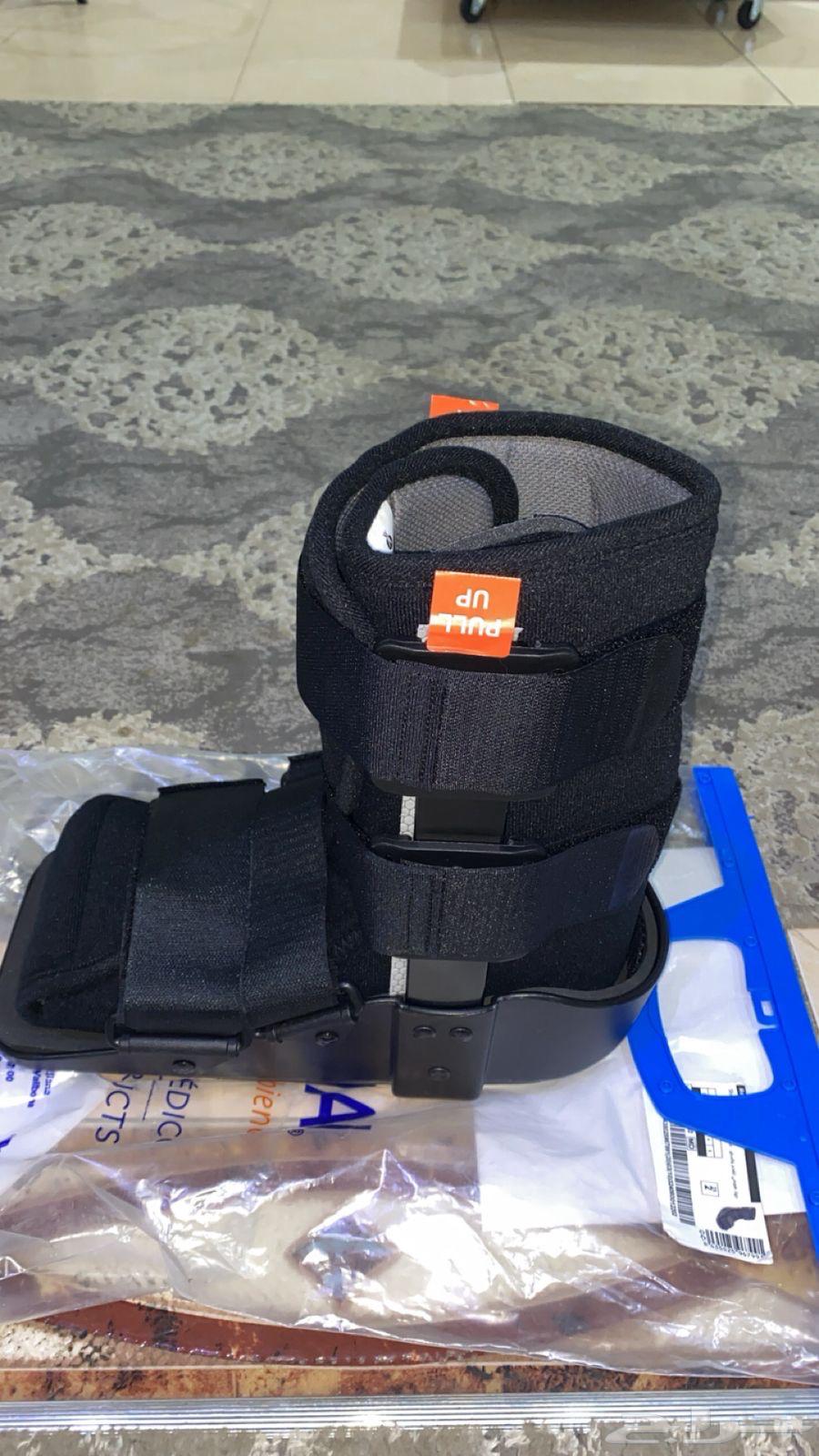 جبيره قدم متحركه مقاسL جديده لم تستتخدم64557990061954111