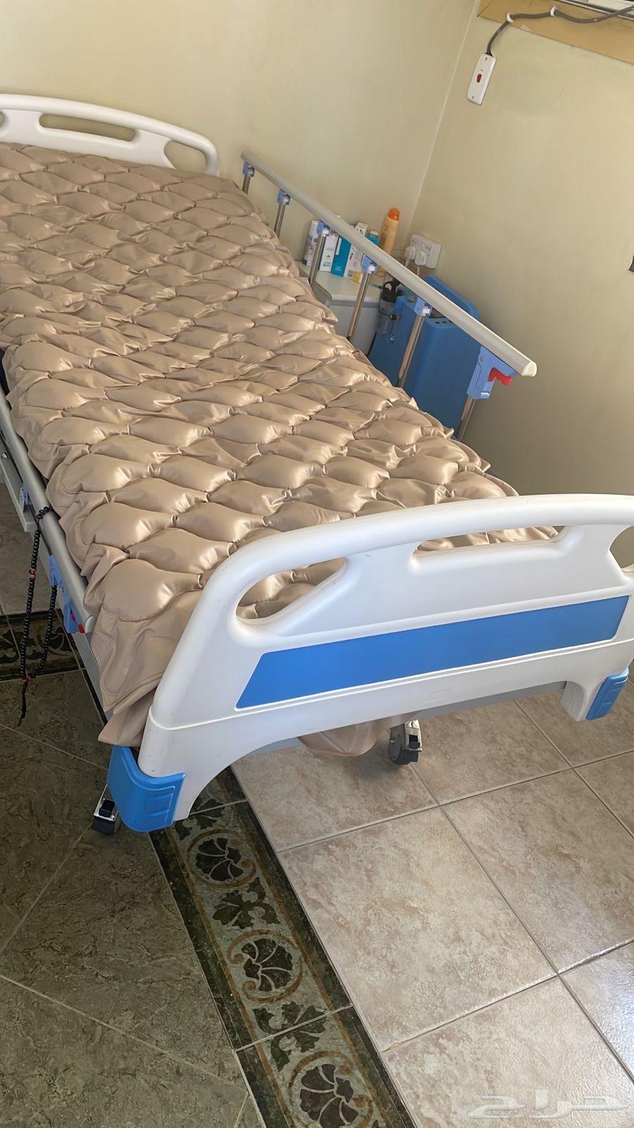سرير مستشفى مع الريموت والمرتبه وانبوبه اكسجين64560951805697112