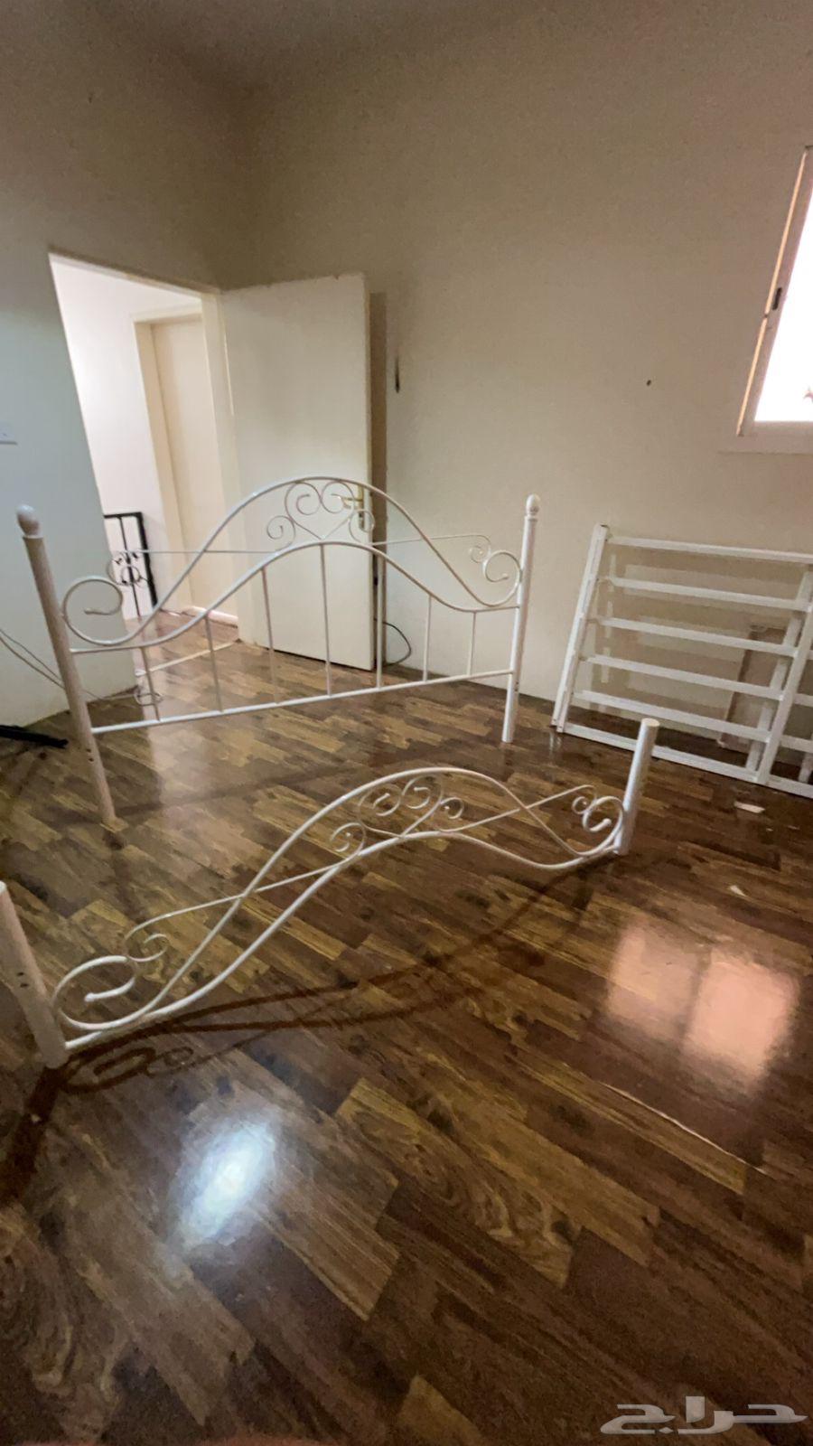 سرير نفرين حديد ابيض64560459428995111