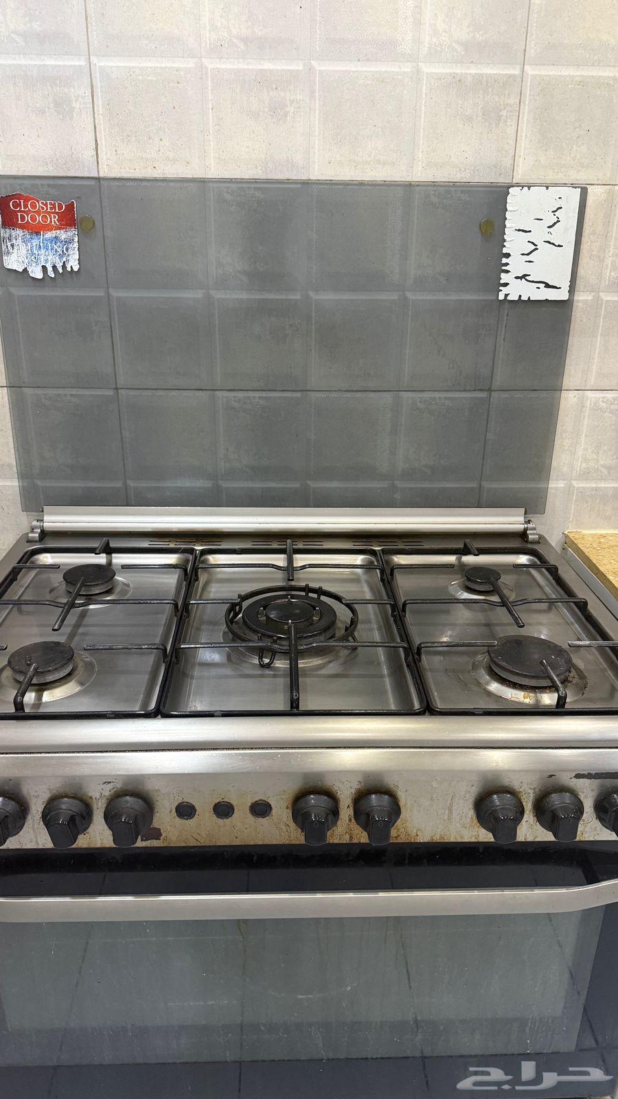 للبيع فرن خمس عيون شغال أربع عيون ماعدا العين الوسطى64553595364994110