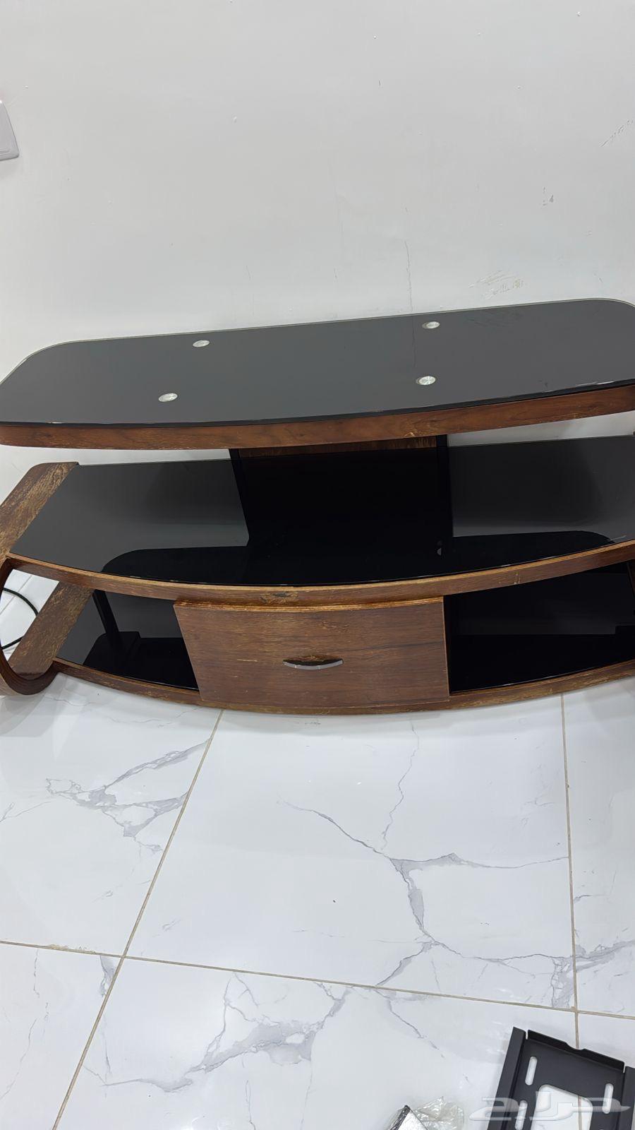 Television table64562375555458111