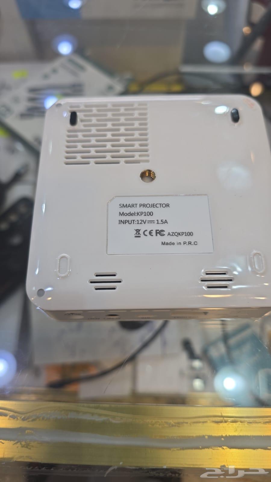 Newly used projector64559869677442113