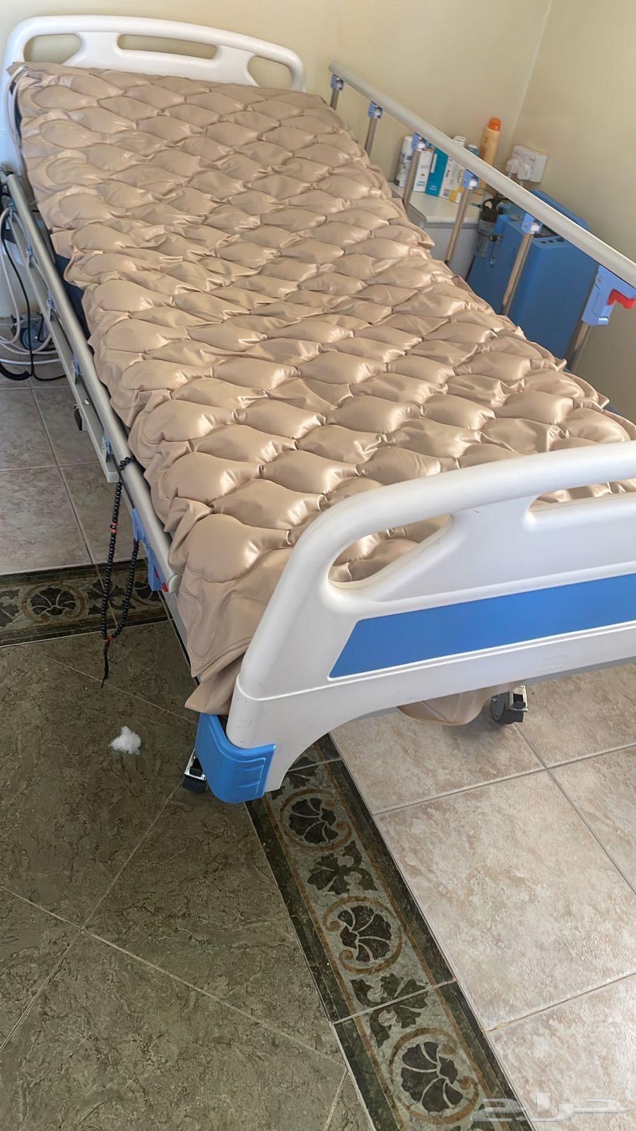 سرير مستشفى مع الريموت والمرتبه وانبوبه اكسجين64560951805697110