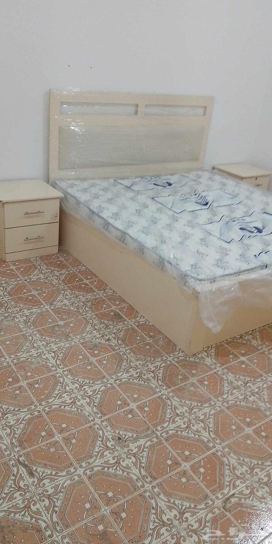 غرفة نوم بدون تسريحه 600 ريال لسرعة البيع64562348075011111
