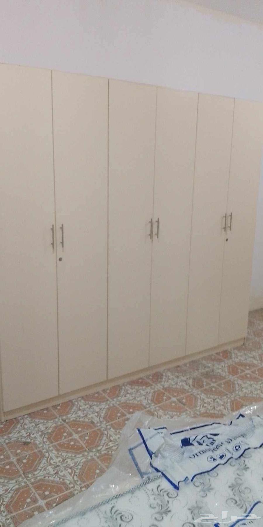 غرفة نوم بدون تسريحه 600 ريال لسرعة البيع64562348075011110