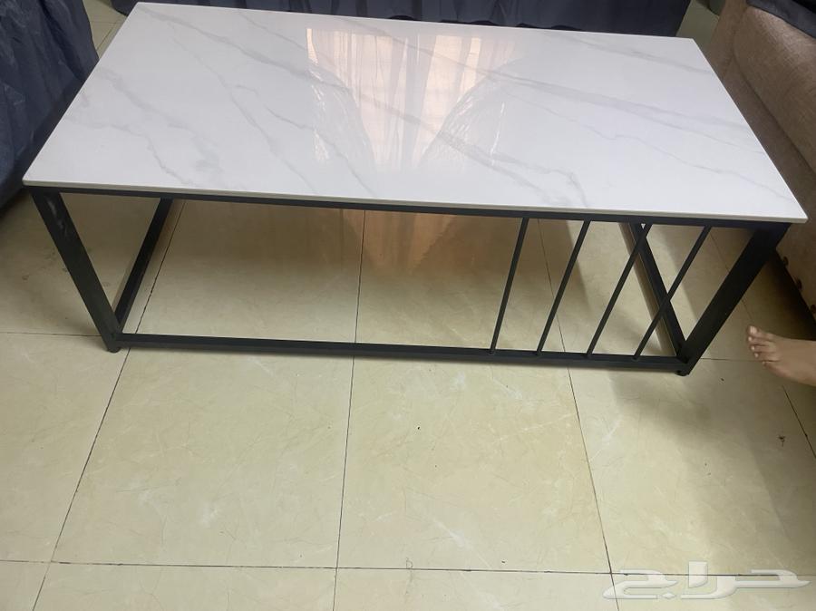 Service table64561740652418112