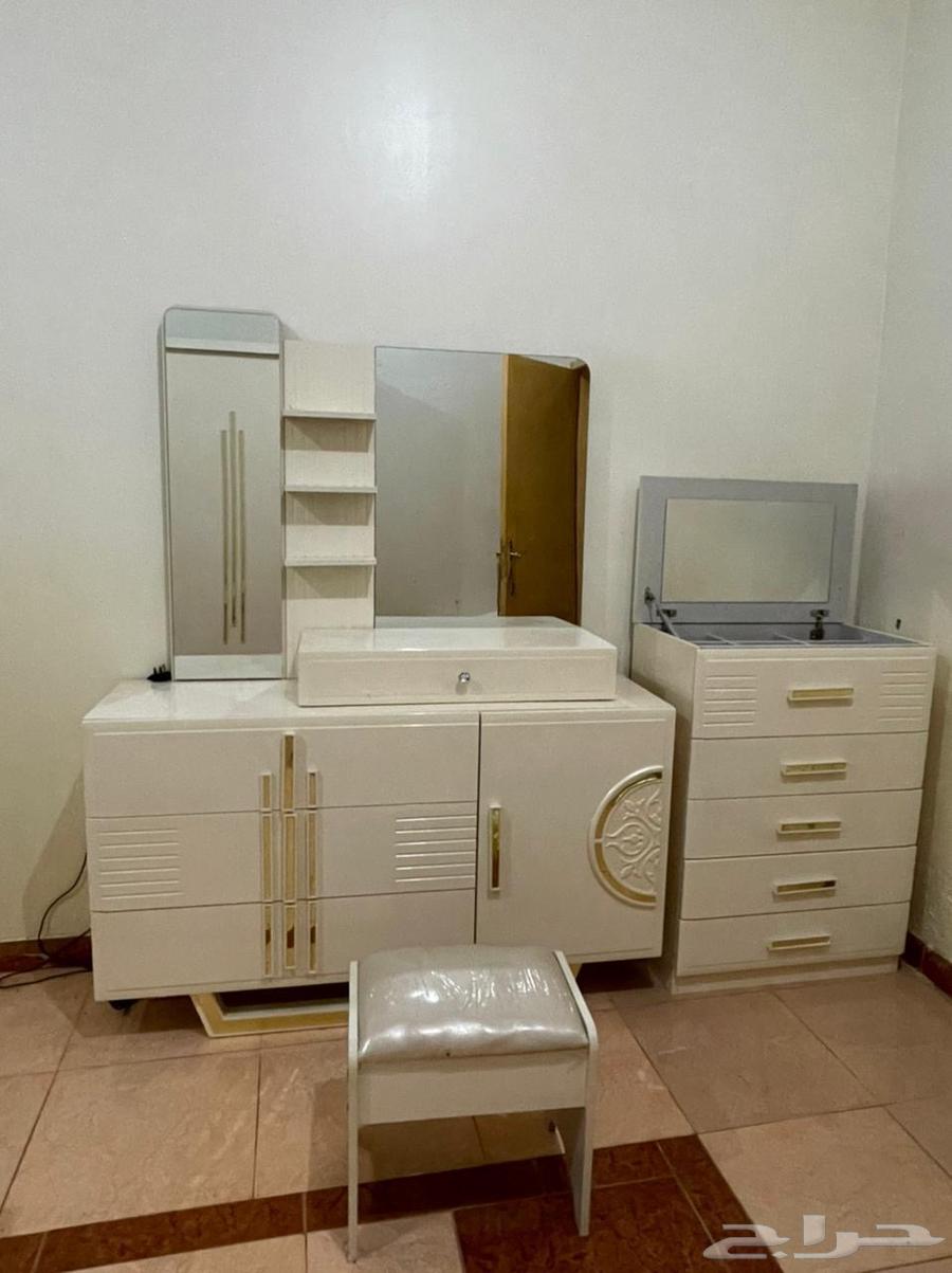 غرفة نوم للبيع64562600825858112