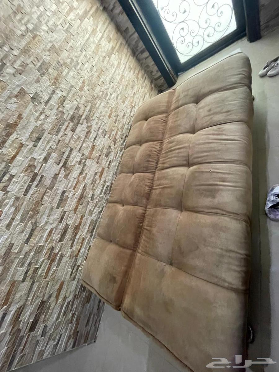 Sofa turns into a bed for 10064558752761090112