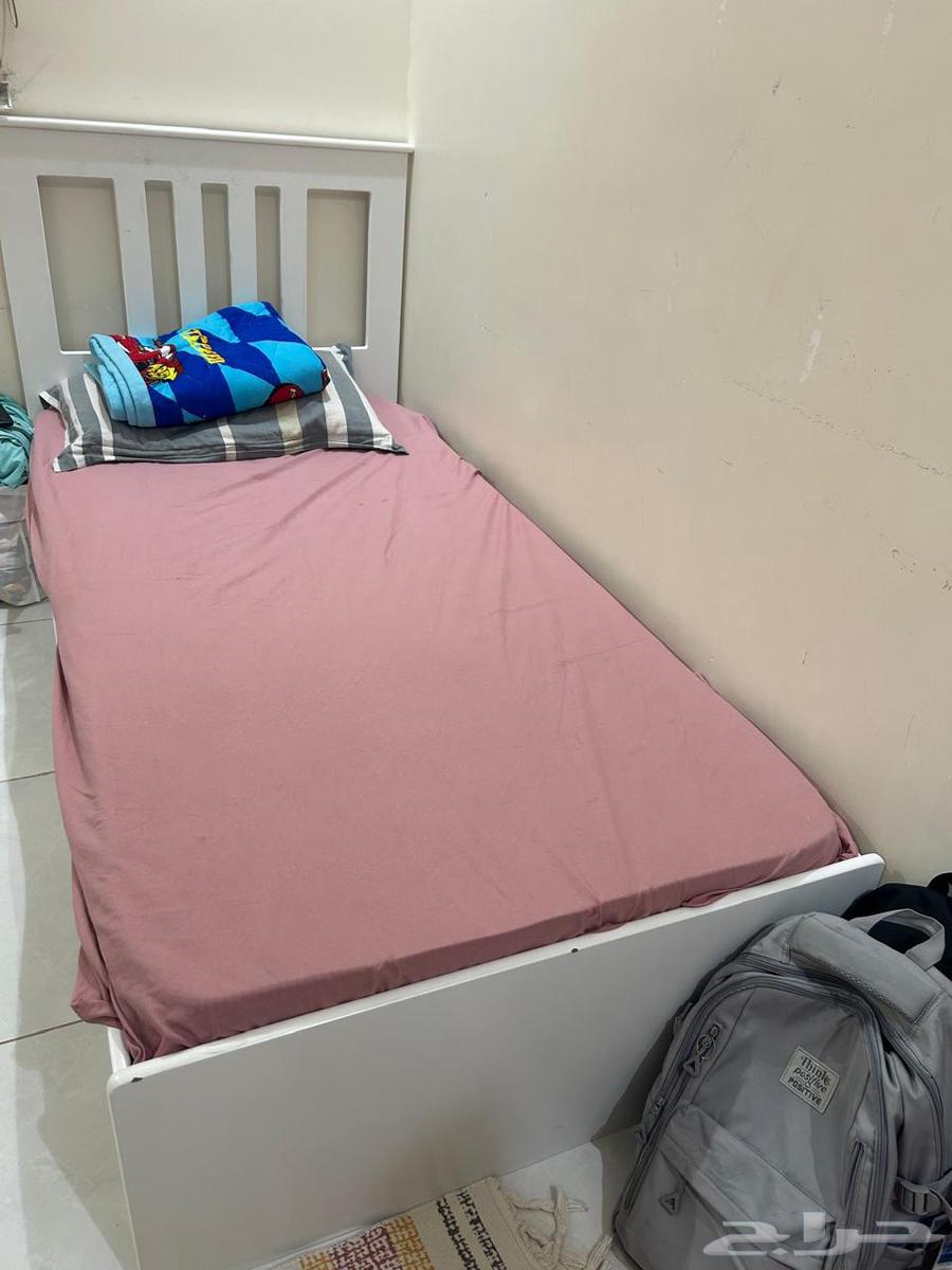 اسره جديده ونظيفه ب400 الاثنين64557907104899110