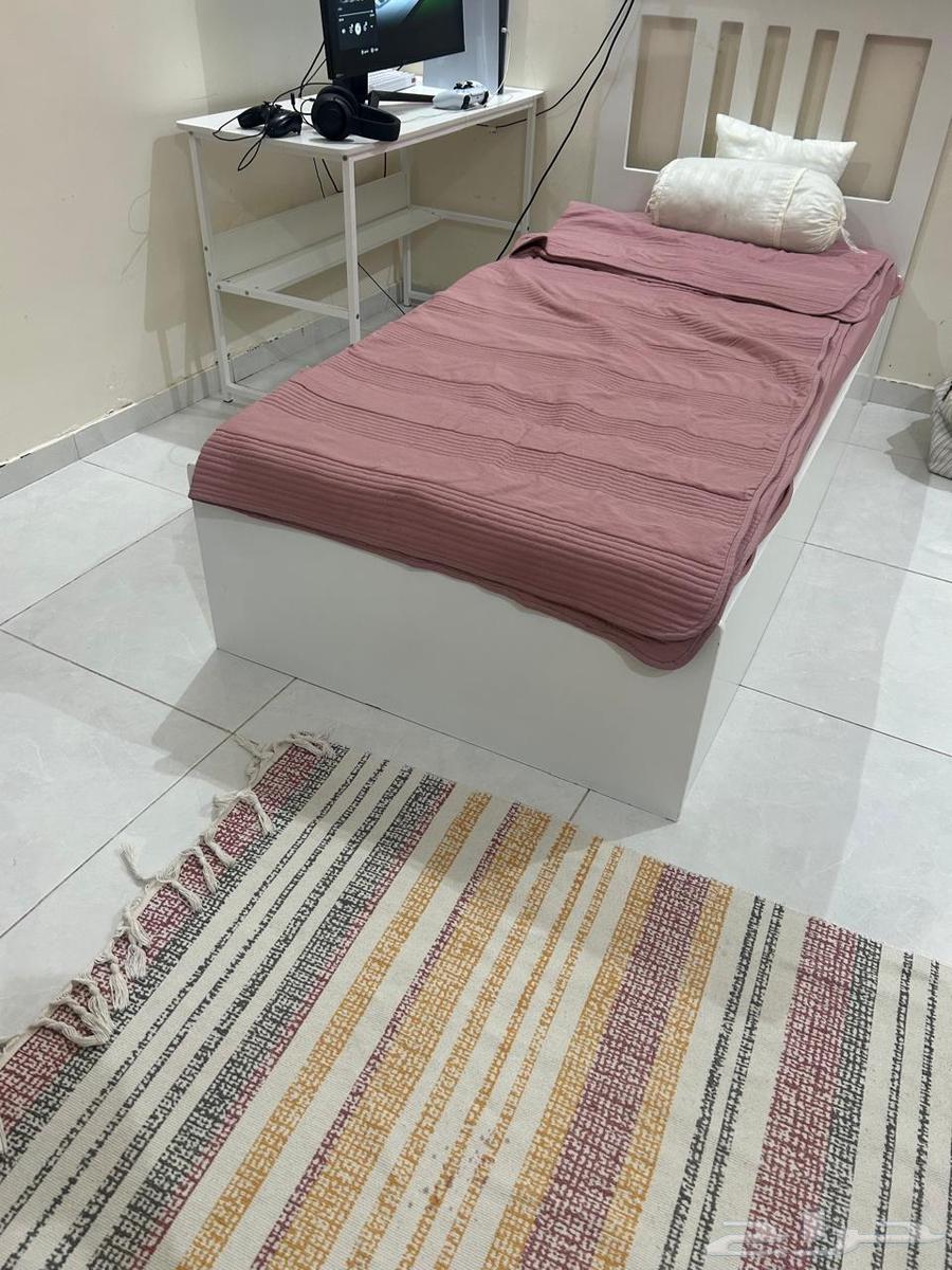 اسره جديده ونظيفه ب400 الاثنين64557907104899111