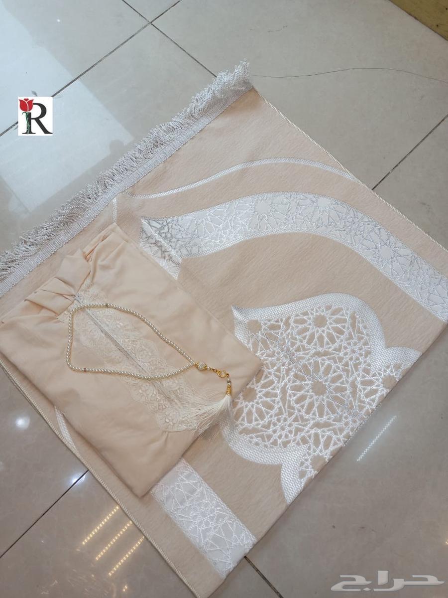 1 سجاد 1 شرشف صلاه 1 مسبحه64554006351873113