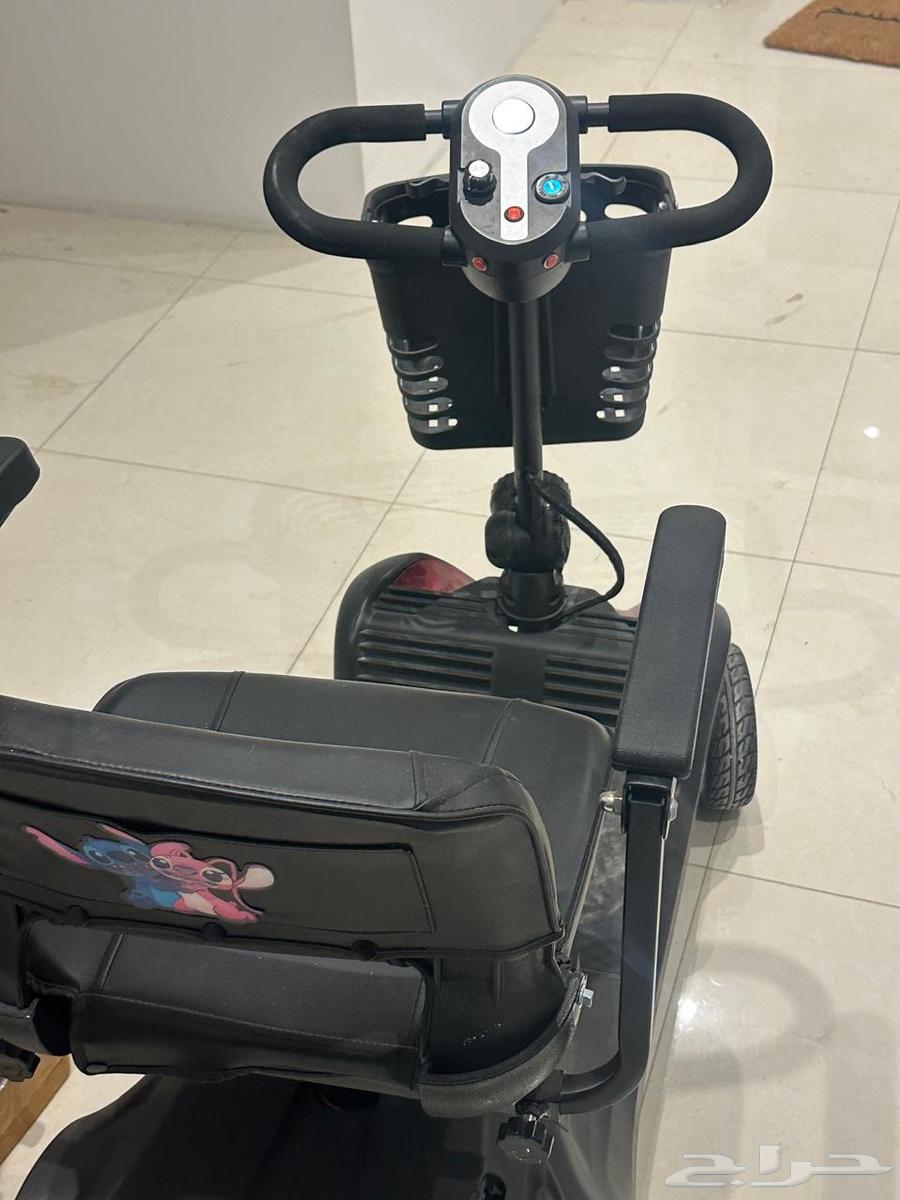 للبيع سكوتر ب مقعد جديد مع ملحقاته64557141073793110
