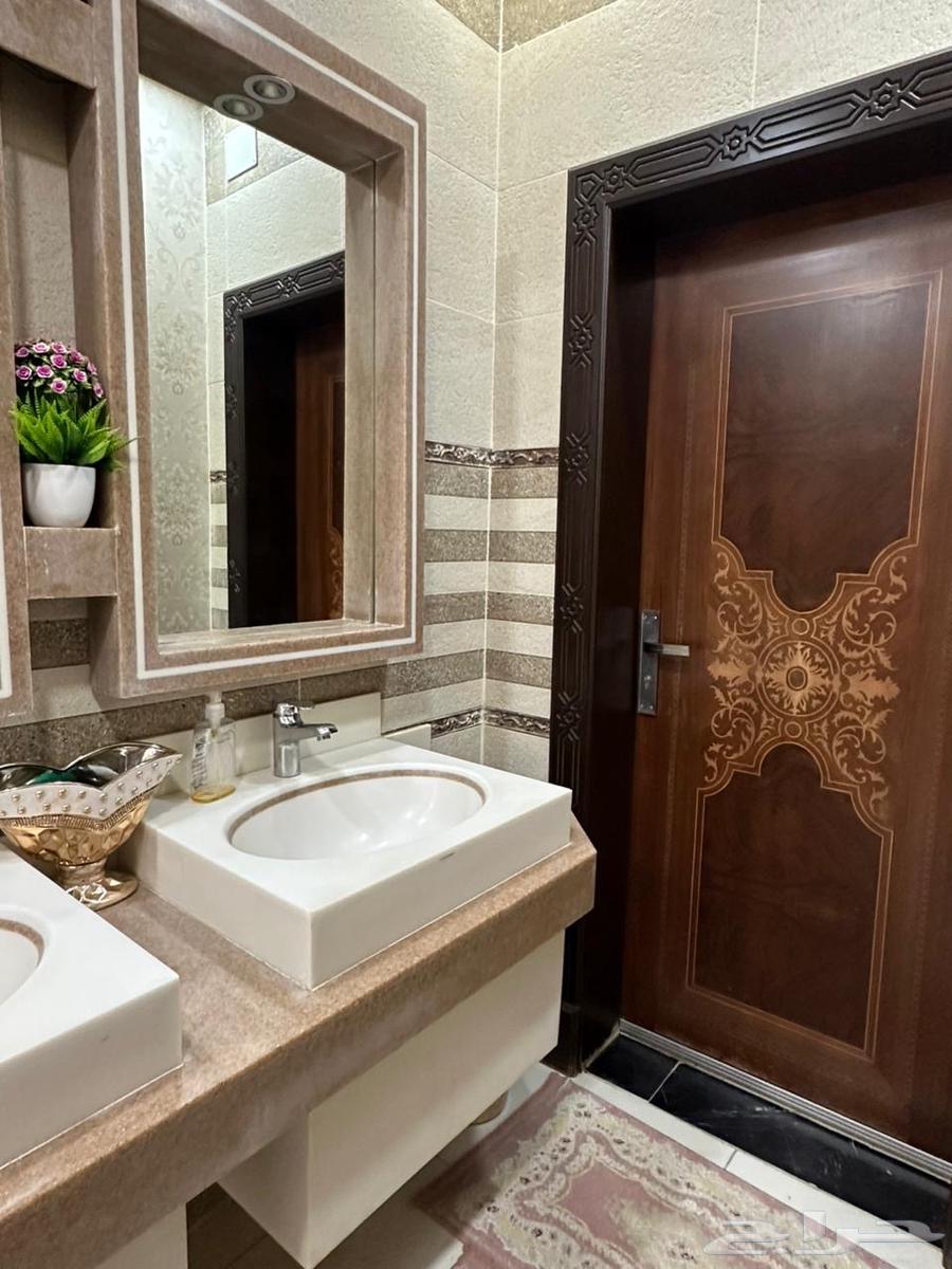 مغاسل رخام شبه جديدة64557920639875110