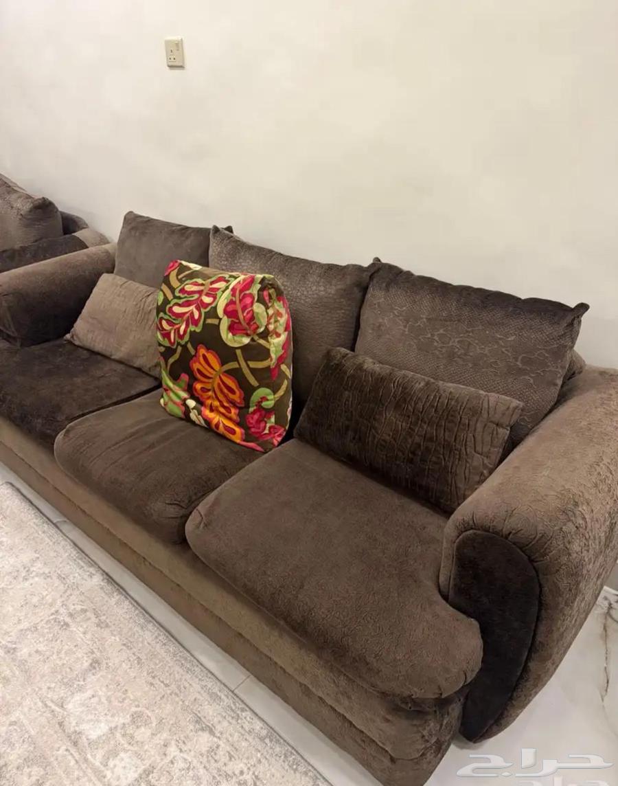 Luxury Reception Sofa Set (Two Sets with Tables)64563188613379111