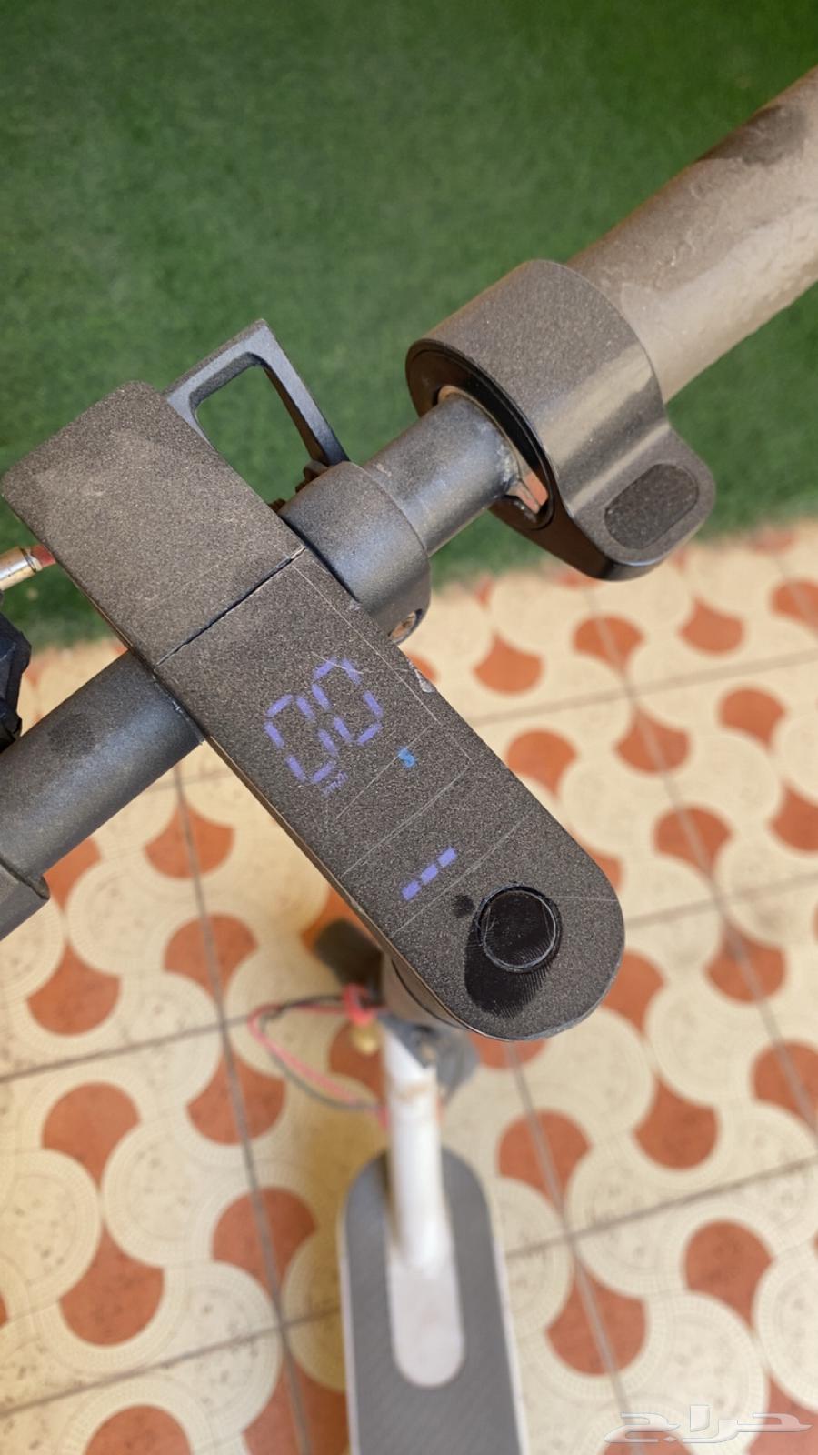 اسكوتر جديد بس يحتاجله كفرات64565647231361110