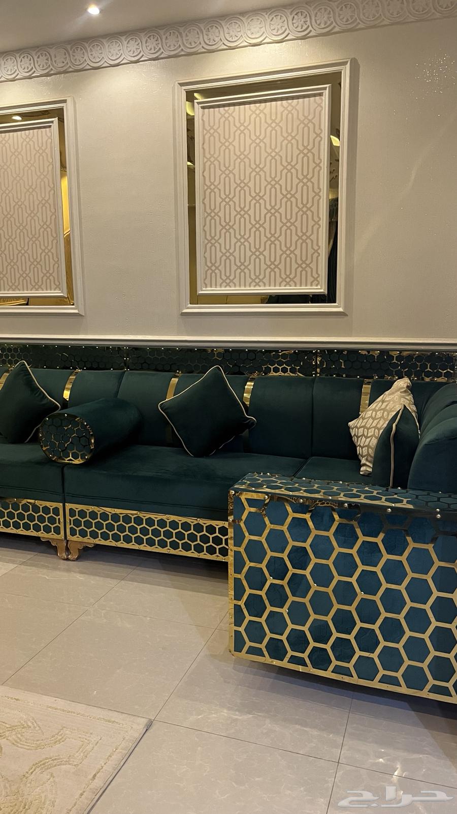 كنب نظيف للبيع مع الستاره فقط64571106582017110