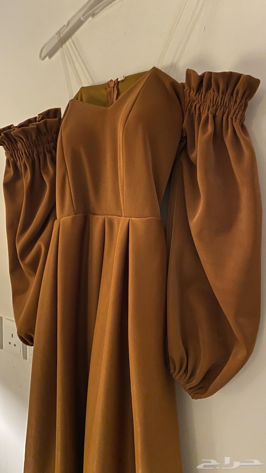 فساتين للبيع64563577910275111
