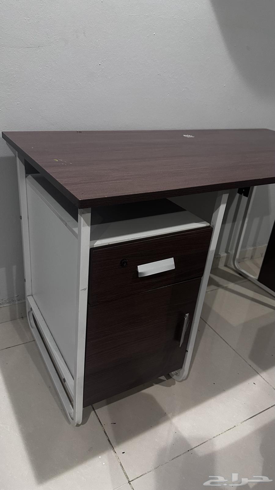 Table64570983019779110