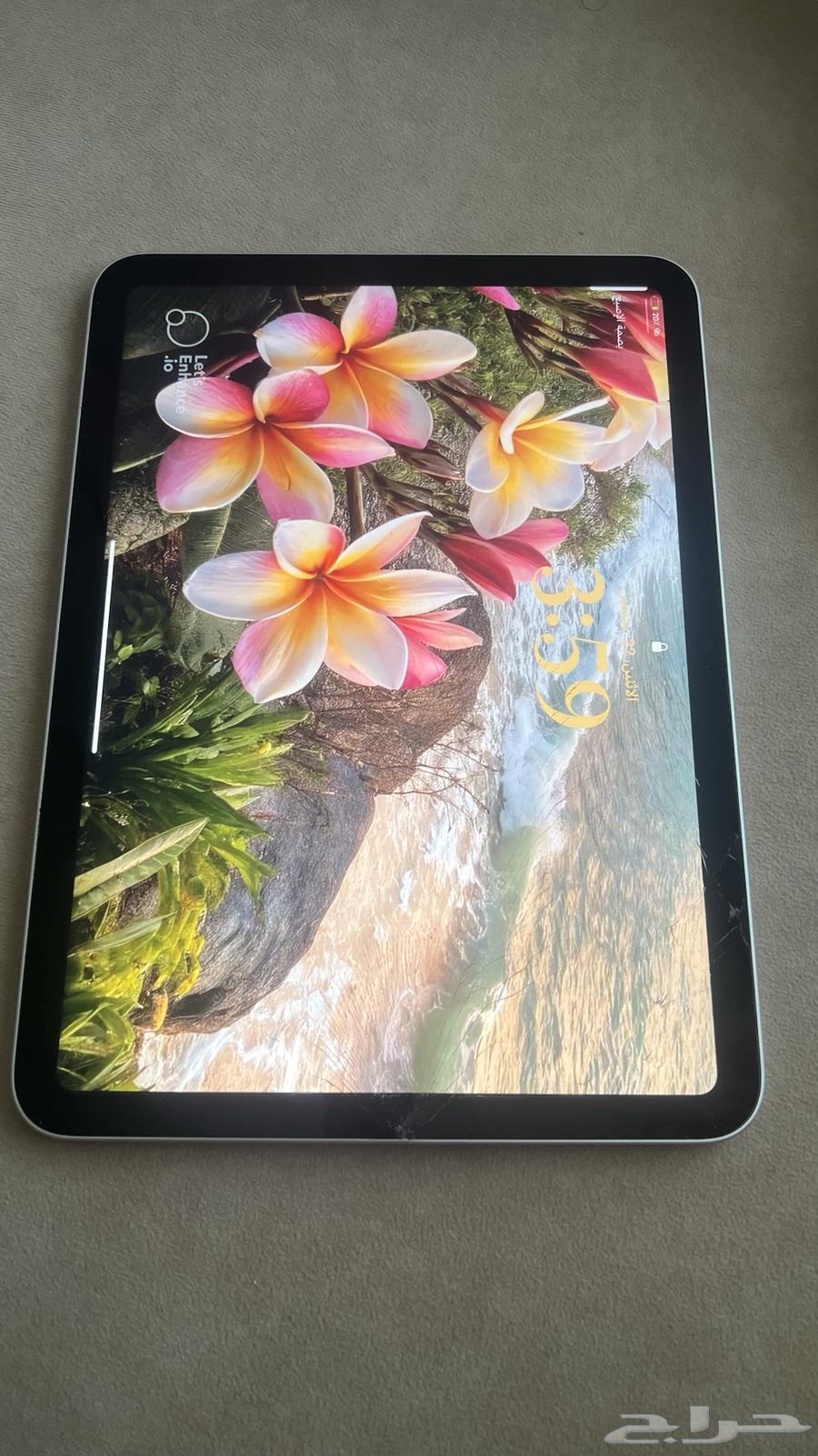 ايباد الجيل العاشر 64 قيقا   مكسورة الشاشة64567420416130110