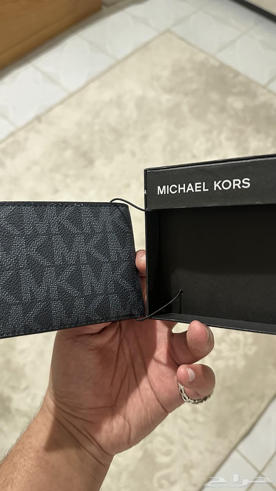 محفظة مايكل كورس وارد امريكا جديدة بكرتونها64564462427906114