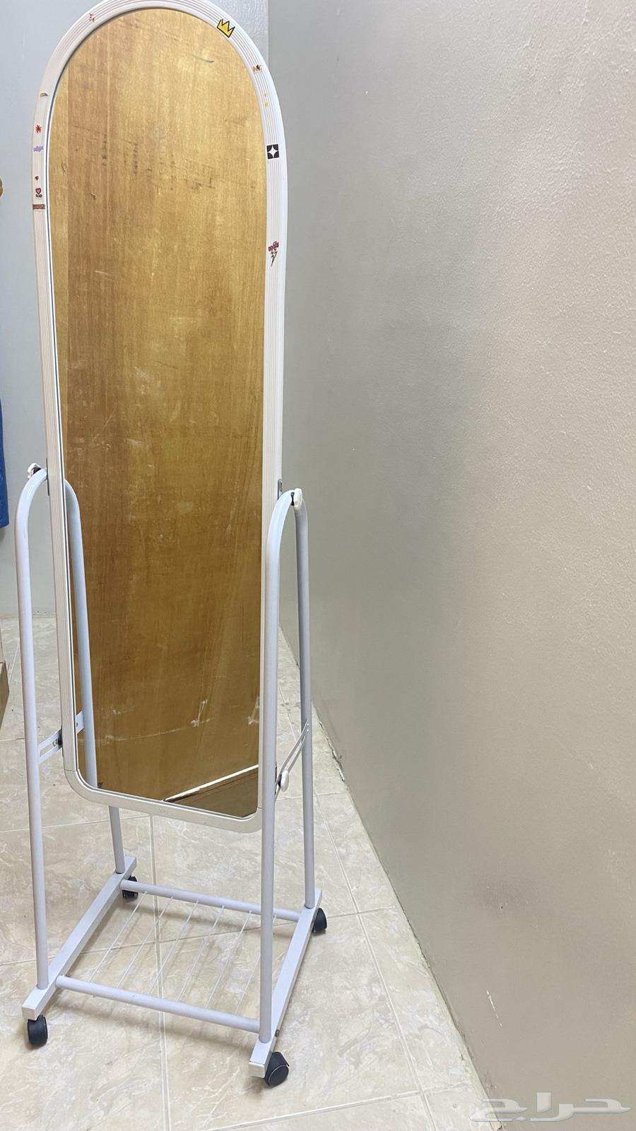 مرايا طويلة متحركة64567365017218112