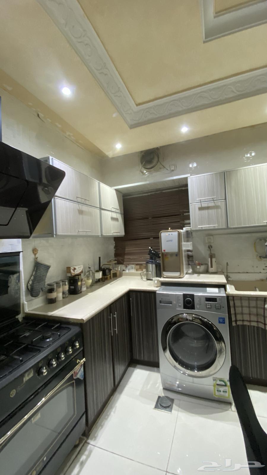 مطبخ للبيع مع شفاط64562671236738112