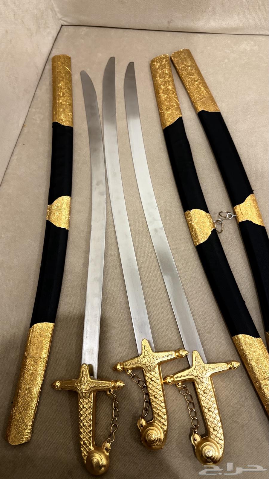 سيوف عرضه للبيع64566837938433112