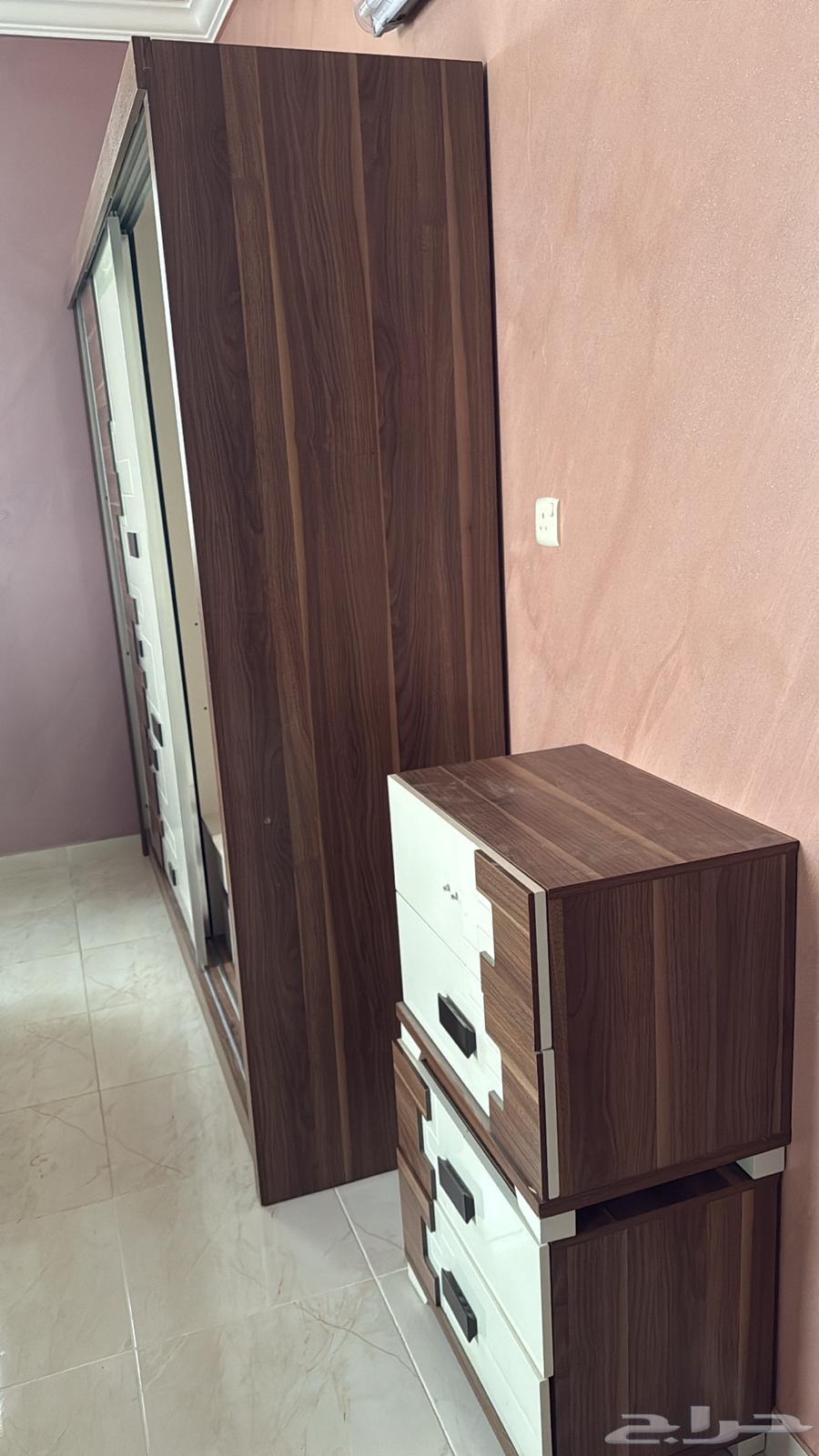 للبيع غرفه متكامله   طراحه64564908243970113