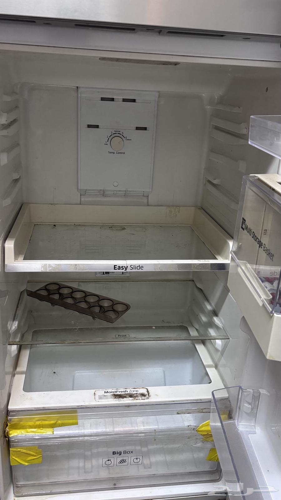 ثلاجة كبير للبيع ع السوم64563688419586113