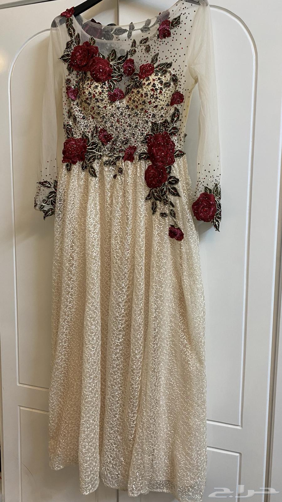 فستان ملبوس مرة واحدة ب10064569698810753110