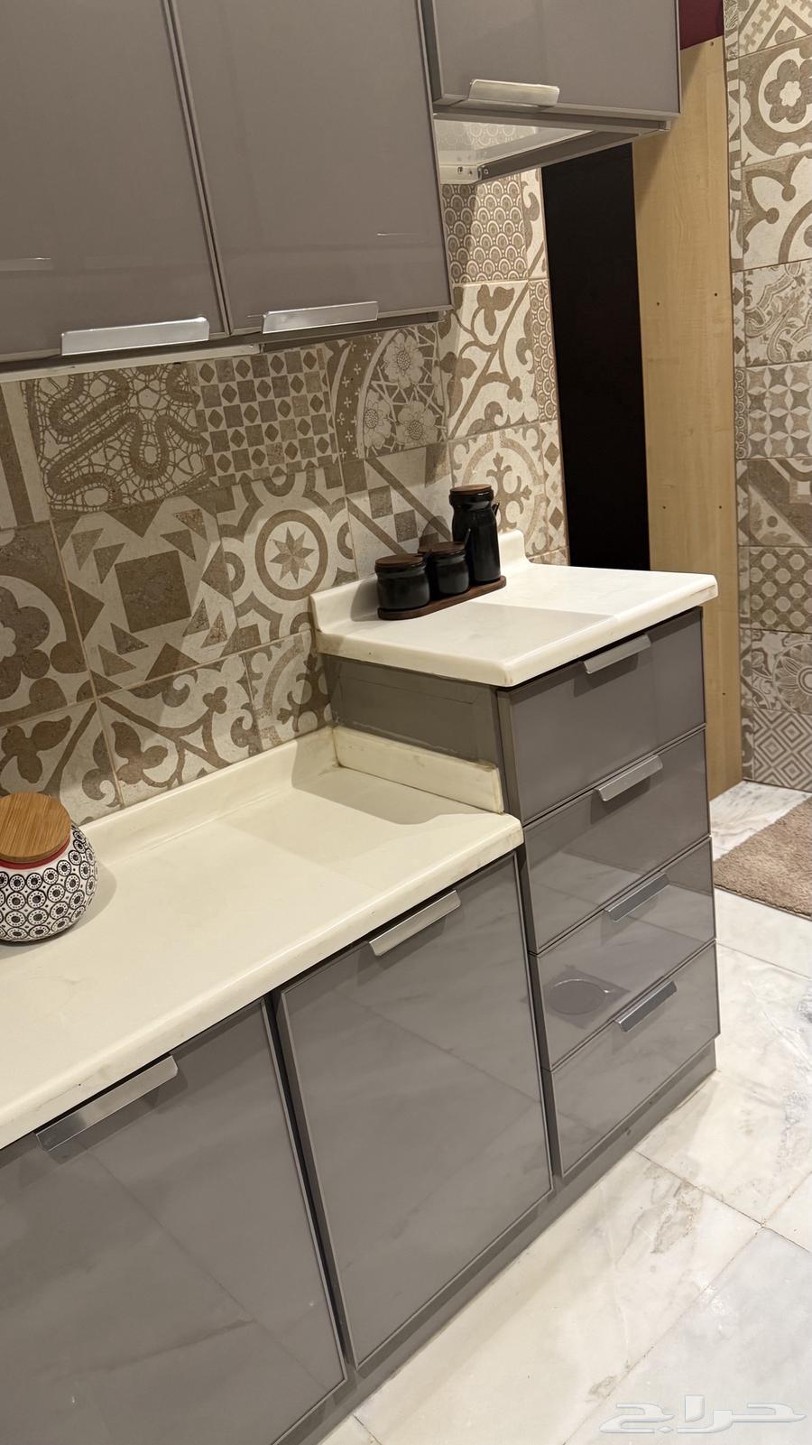 مطابخ للبيع مستعمله المنيوم جوده عاليه ودبل64561953919491111