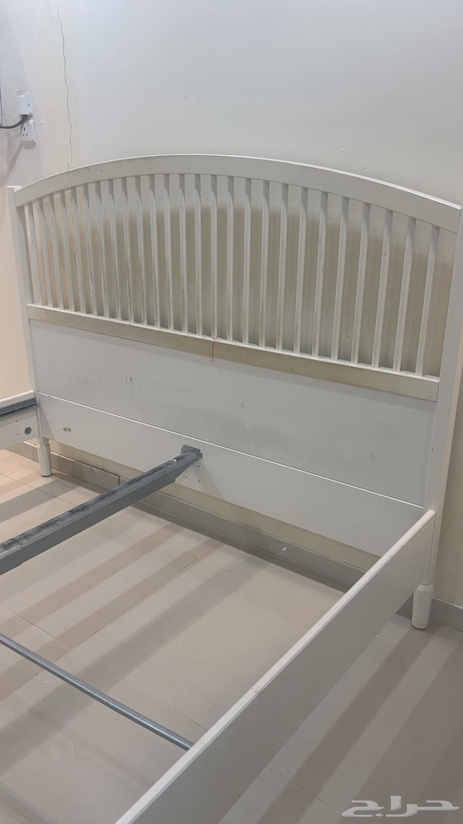 سرير ايكيا نفرين للبيع64569821872002111