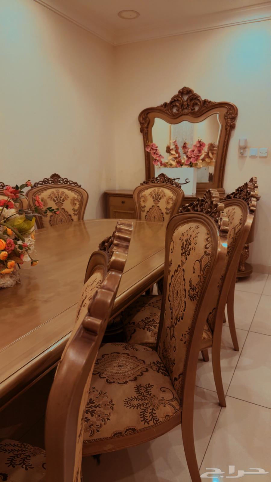 طاوله طعام فخمه الصامل يدخل فقط64565981289091111