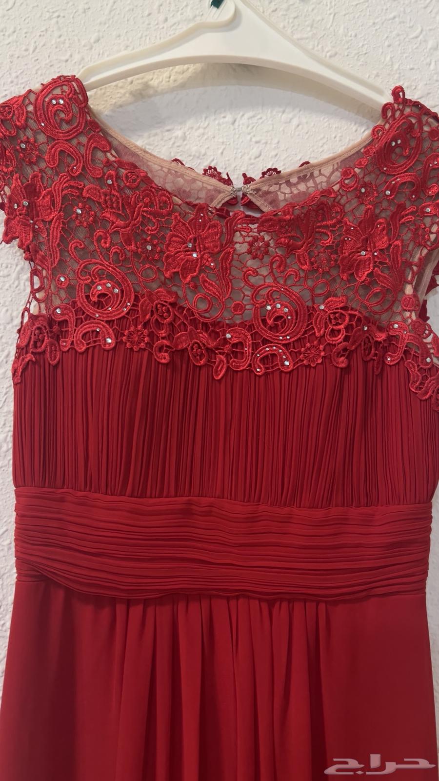 فستان مقاس M فخم وناعم وراقي64568002513793110