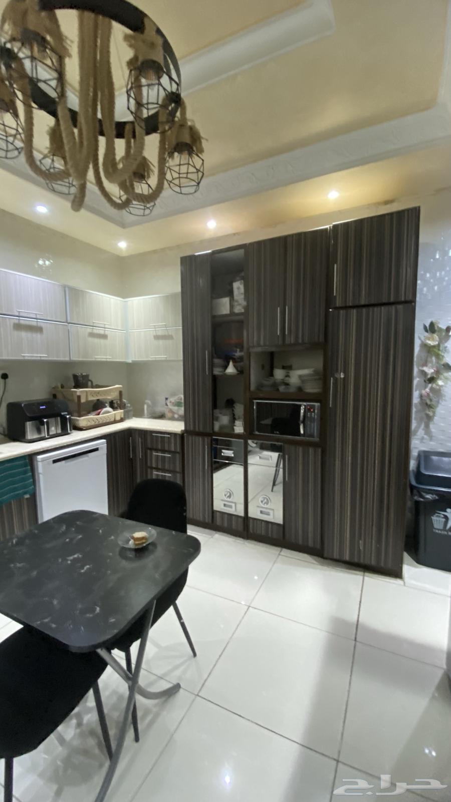 مطبخ للبيع مع شفاط64562671236738110