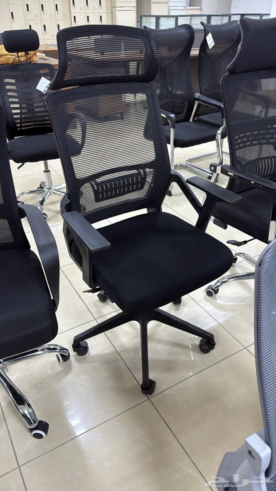 كراسي مكتب جديدة متوفرة بكميات غير محدودة64569274869505114