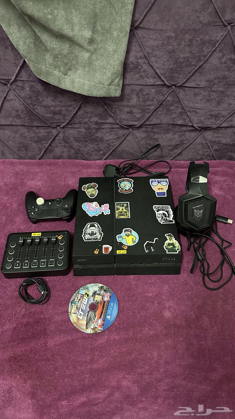 سوني فور مع جميع ملاحقاته64570627811715110