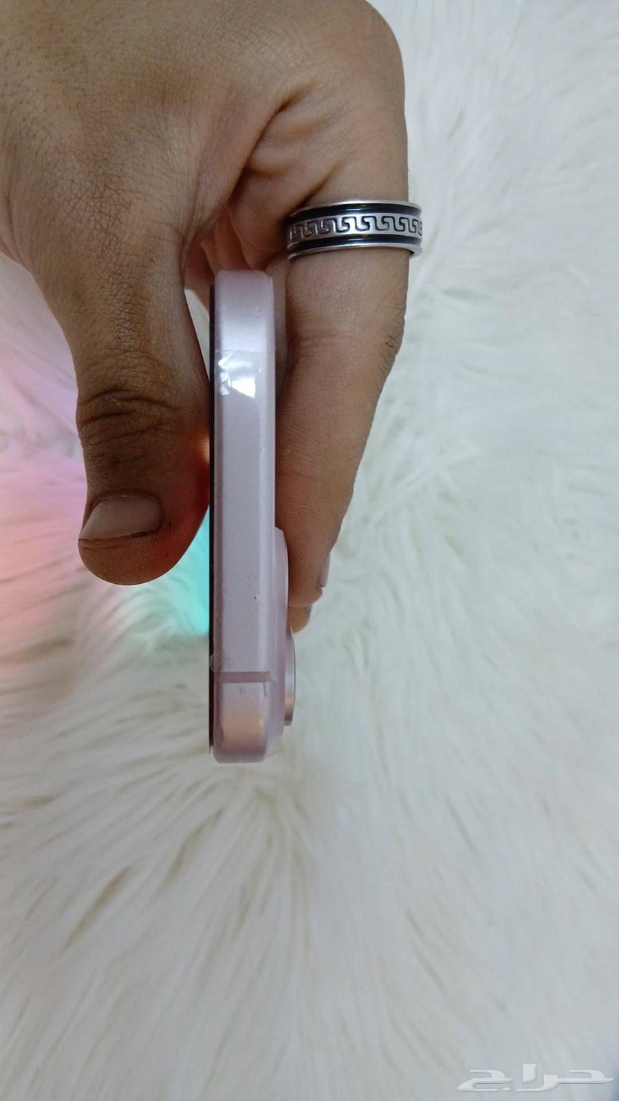 iPhone 1564570203633538114