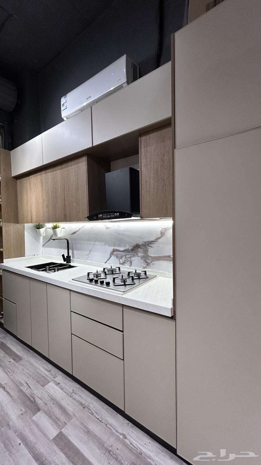 مطبخ عرض المحل بسعر مغري64569495165698110