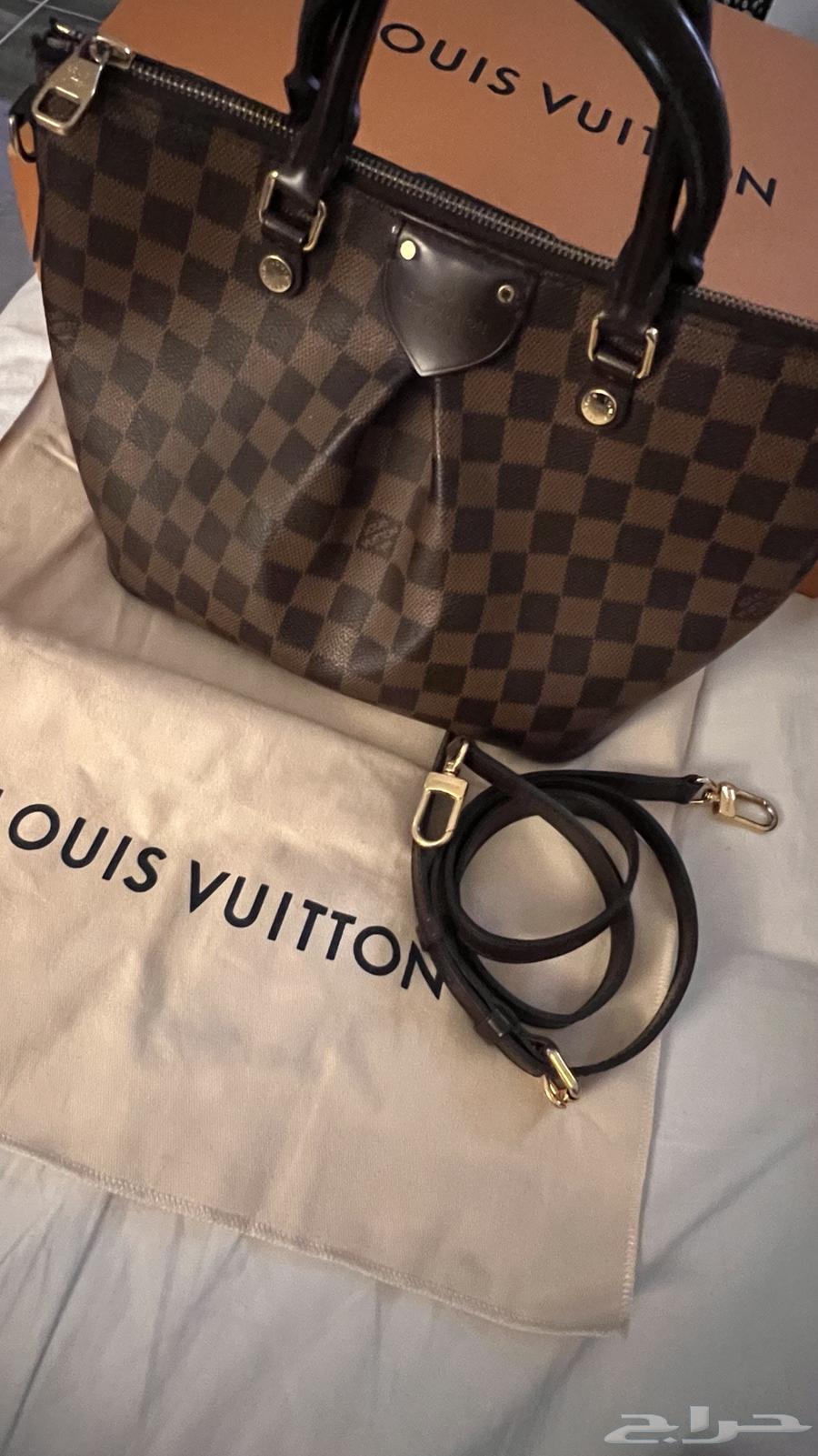 شنطة LV أصلية لويس فيتون64567295572481111