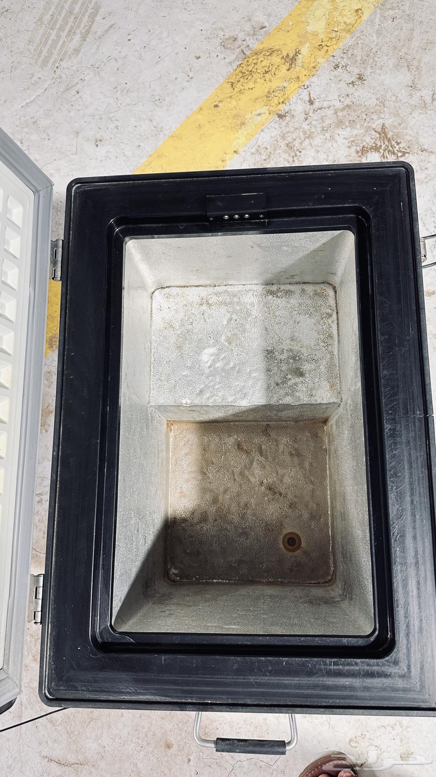 ثلاجه 60 لتر للبيع64567004764930111