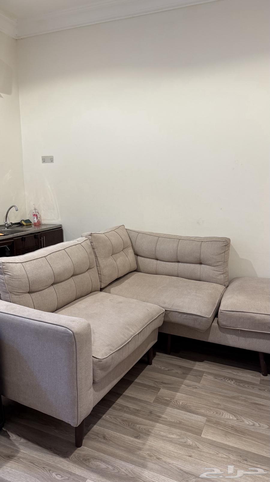 كنب حرف L للبيع بحالة ممتازة64571382245763110